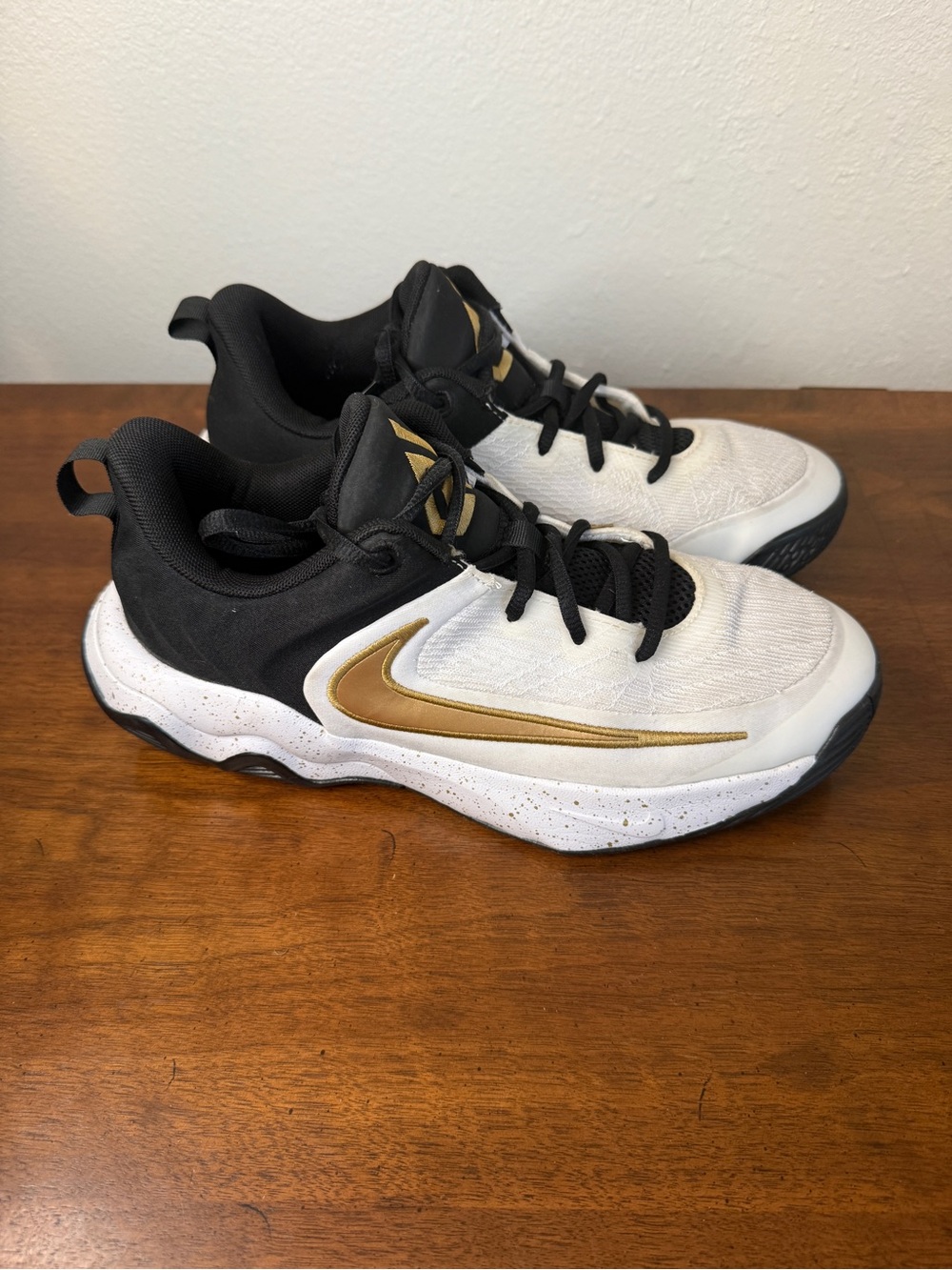 Nike Kids' Giannis Immortality 2 Basketball Shoes